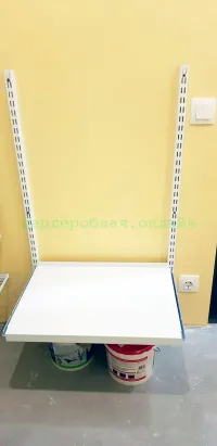 Небольшая, но вместительная гардеробная